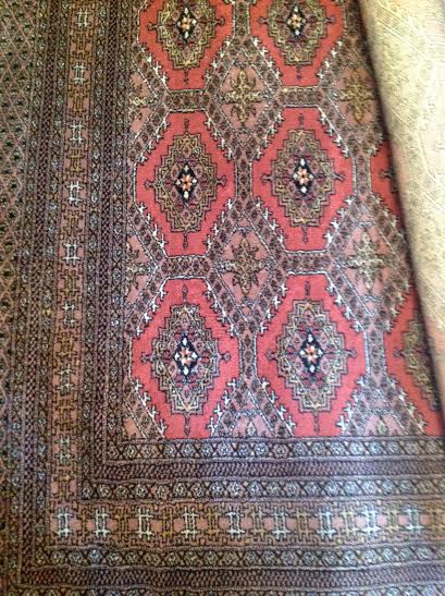 Alfombra-granate